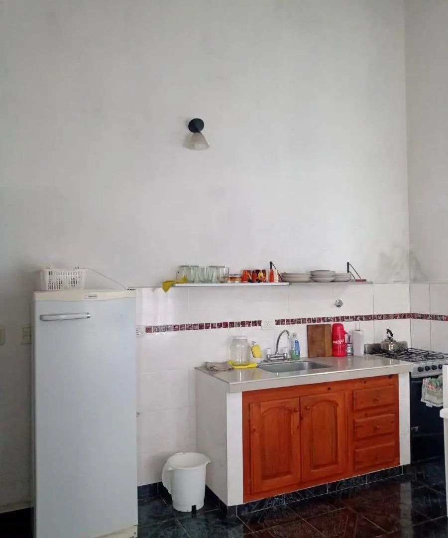 DEPARTAMENTO INTERNO EN 1ER PISO A 2 CUADRAS DEL MAR EN LAS TONINAS 3