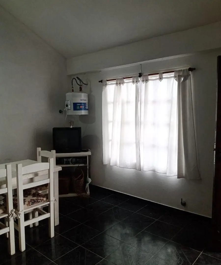 DEPARTAMENTO INTERNO EN 1ER PISO A 2 CUADRAS DEL MAR EN LAS TONINAS 8