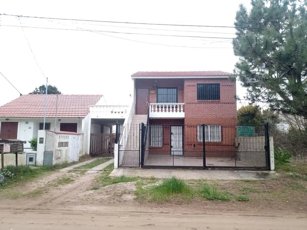 DEPARTAMENTO INTERNO EN 1ER PISO A 2 CUADRAS DEL MAR EN LAS TONINAS 5