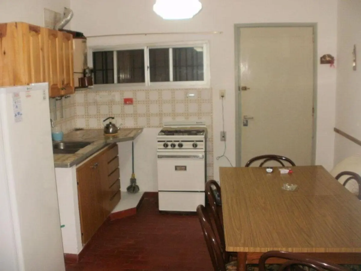 DEPARTAMENTO TIPO CASA SOBRE ASFALTO EN PLENO CENTRO DE LAS TONINAS 2