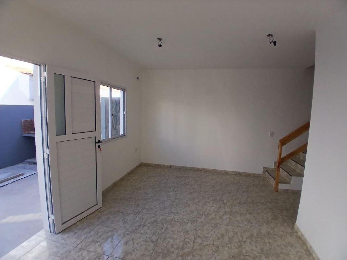 Foto de DUPLEX con 2 dormitorios de 70 m2 en venta en Mar del Tuyú, imagen 3