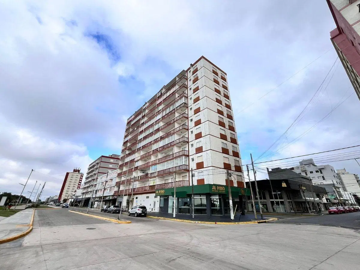 DEPARTAMENTO CON GAS NATURAL - SANTA TERESITA 4