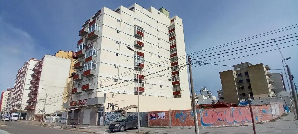 DEPARTAMENTO CON VISTA AL MAR - SANTA TERESITA 3