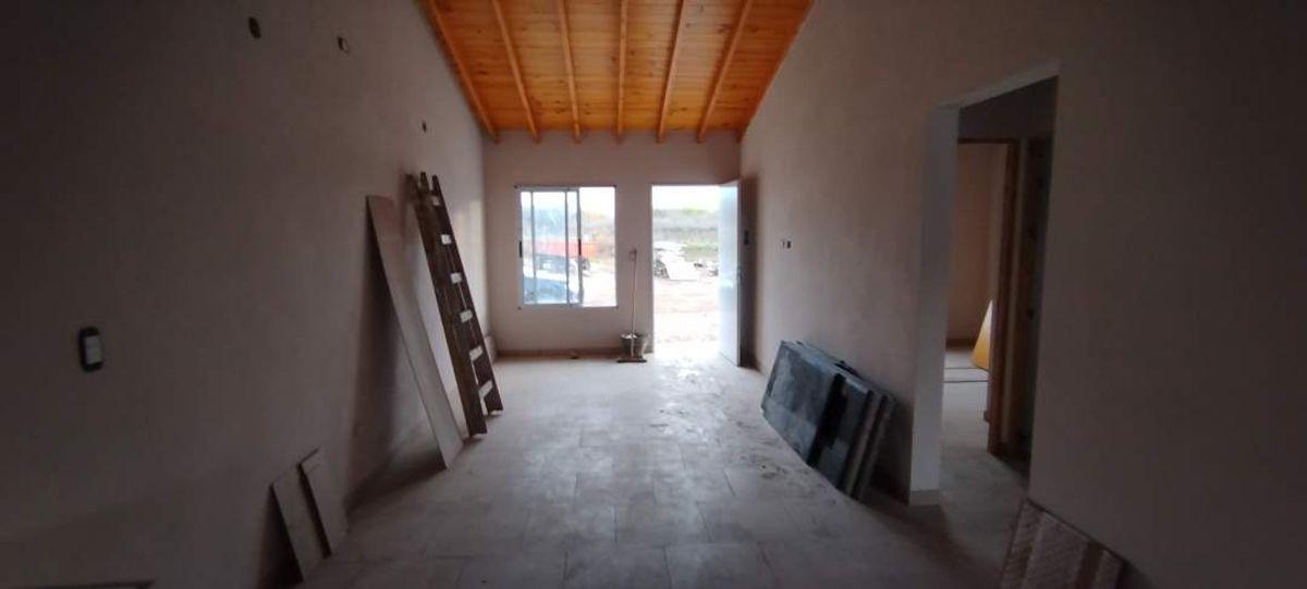 Foto de 3 CHALECITOS EN LOTE DE 15 X 38 - MAR DEL TUYU, imagen 3