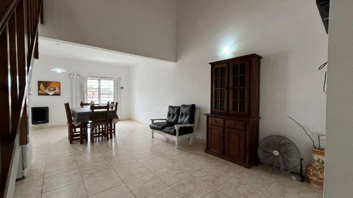 DEPARTAMENTO TIPO DUPLEX AL FRENTE 5