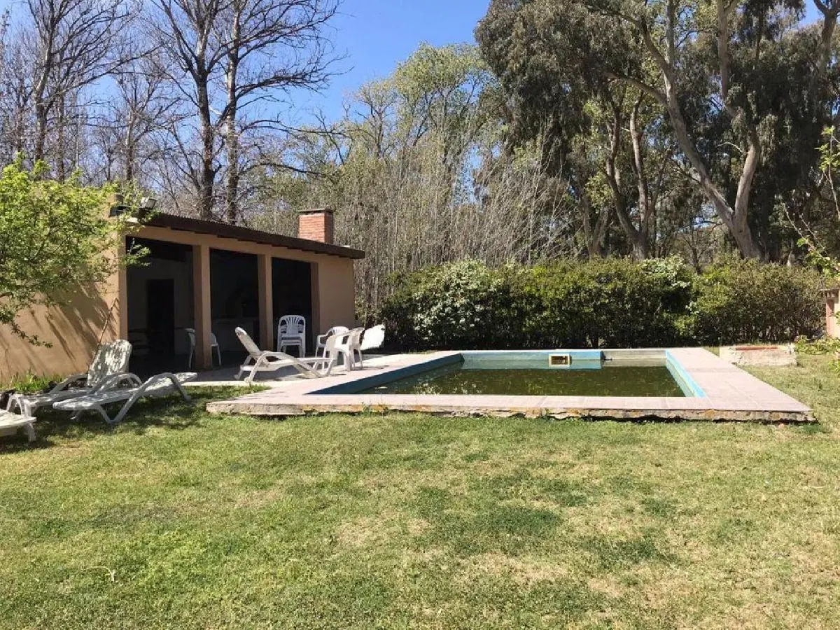 SE VENDE QUINCHO CON PILETA EN EL MONTE DE SANTA TERESITA 4