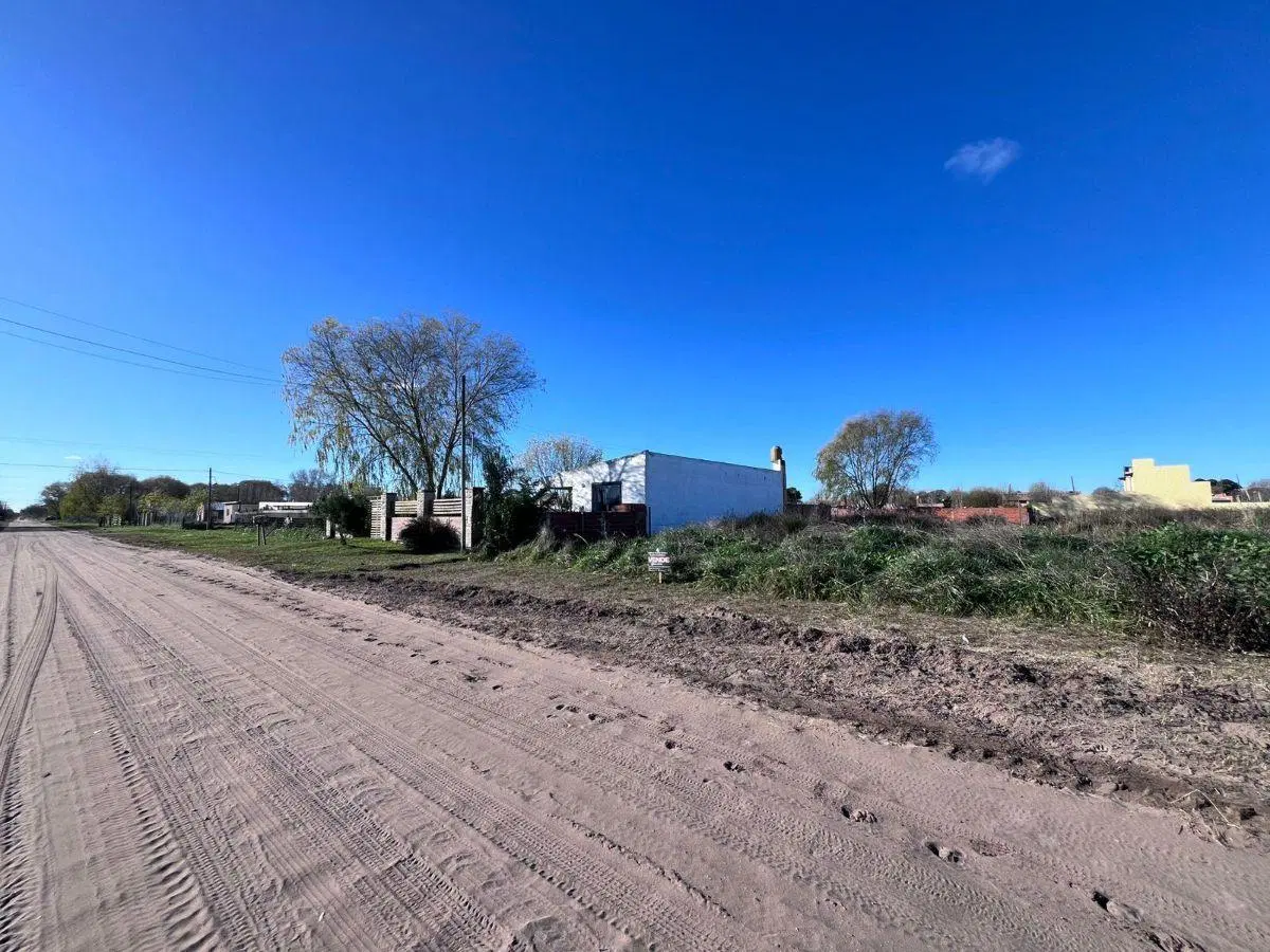 LOTE BALDIO- MAR DEL TUYU 2