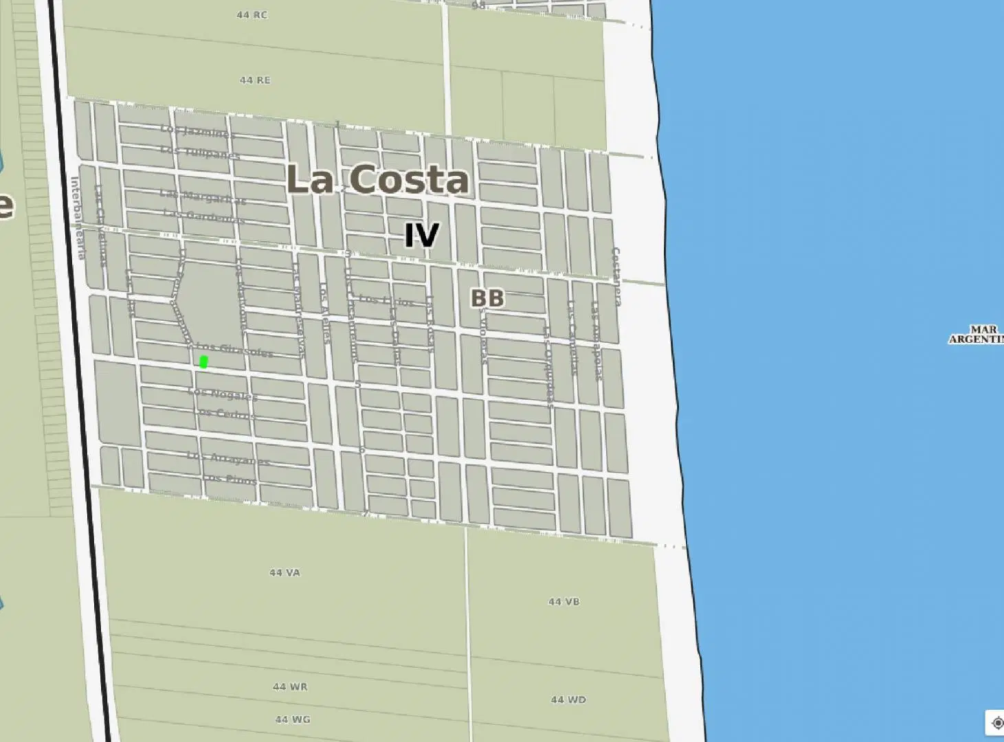 HERMOSO LOTE BALDÍO DE 550 m2 LISTO PARA CONSTRUIR 8