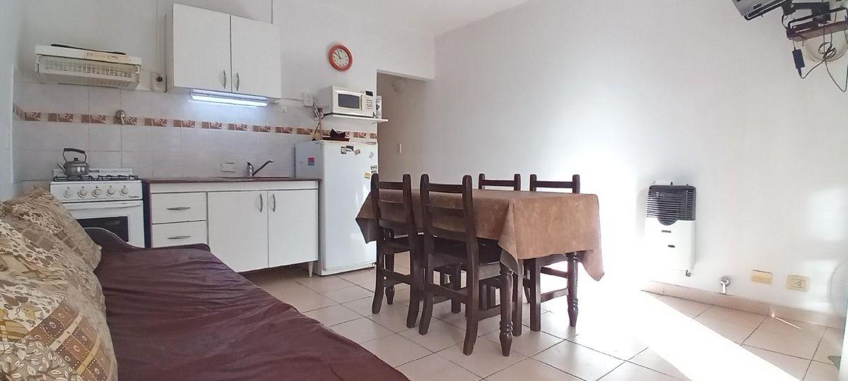 Foto de DEPARTAMENTO CON GAS NATURAL , PRIMER PISO, imagen 1