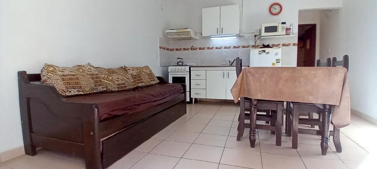 Foto de DEPARTAMENTO CON GAS NATURAL , PRIMER PISO, imagen 4