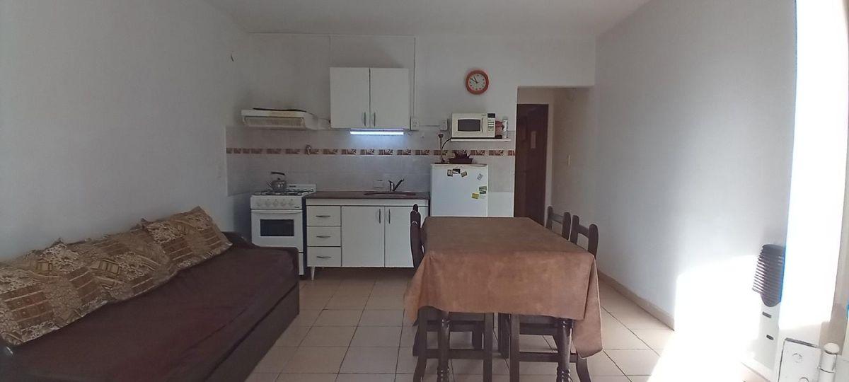 Foto de DEPARTAMENTO CON GAS NATURAL , PRIMER PISO, imagen 3