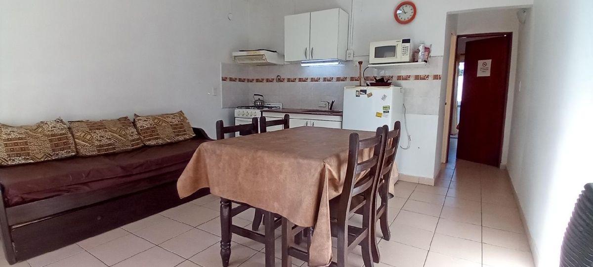 Foto de DEPARTAMENTO CON GAS NATURAL , PRIMER PISO, imagen 2