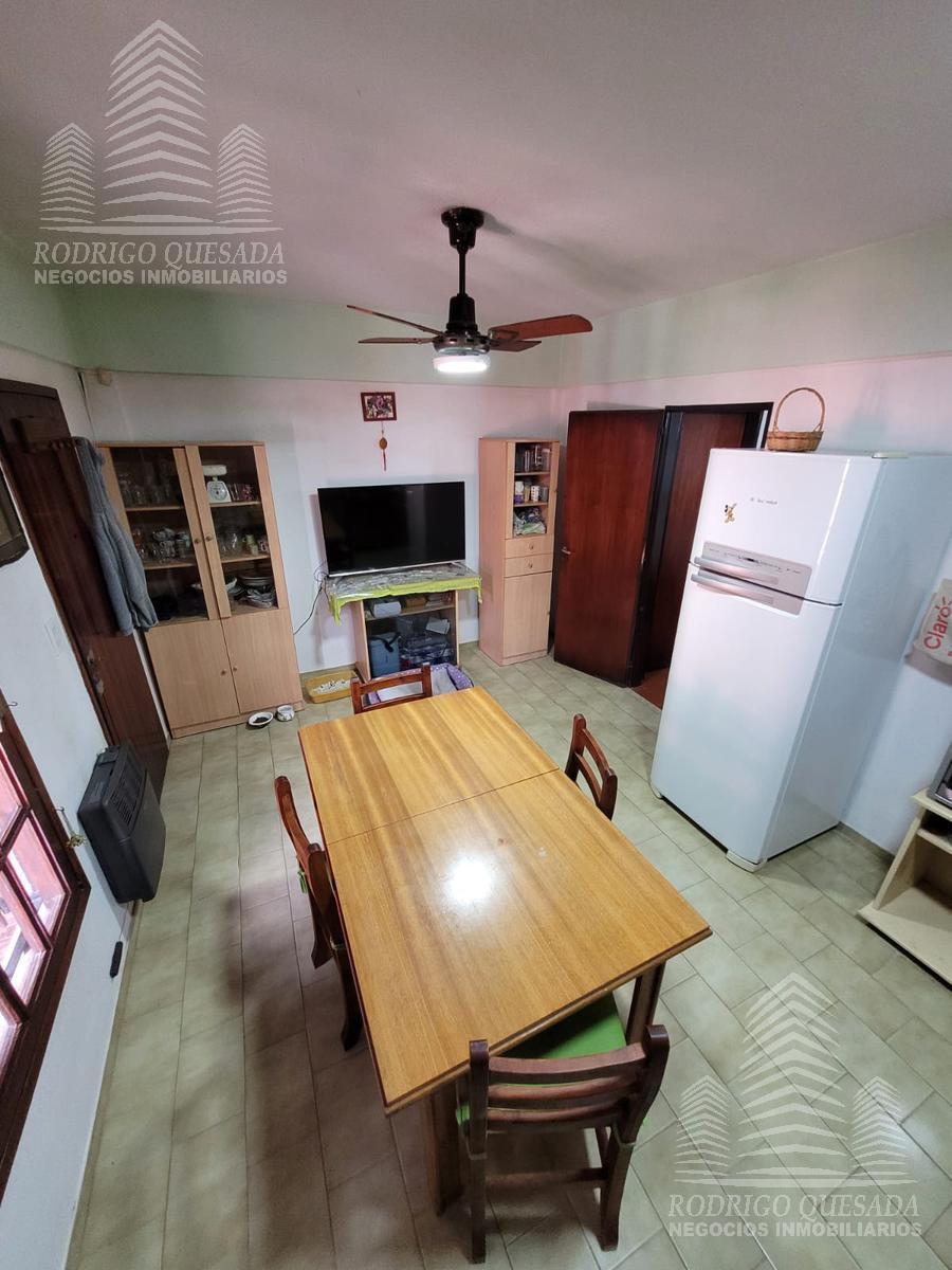 ¡Hermosa Casa de 5 Ambientes en Calle Catamarca, Mar de Ajo! 5