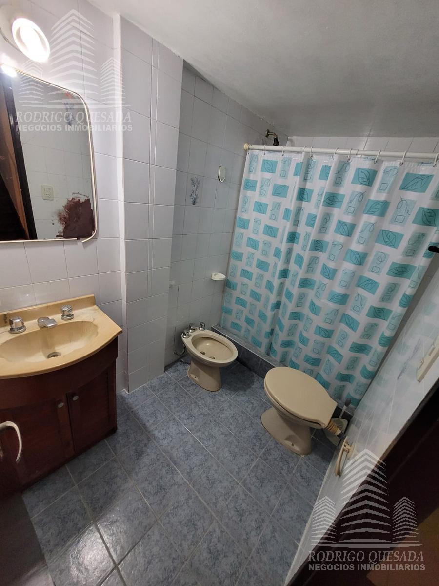 ¡Hermosa Casa de 5 Ambientes en Calle Catamarca, Mar de Ajo! 5