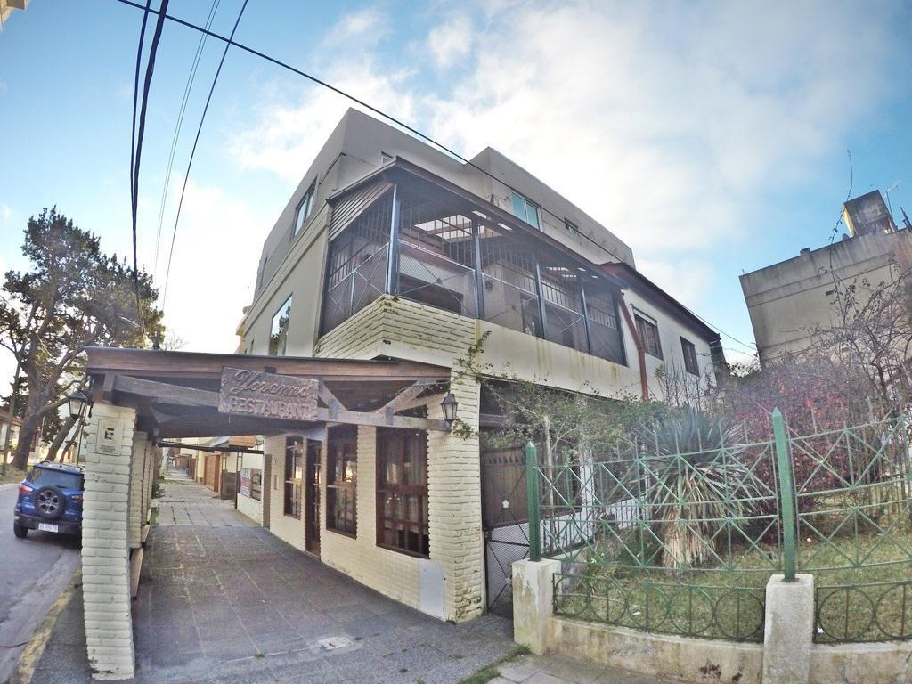 2 Deptos, Resto y Lote, Oportunidad de Inversión 1