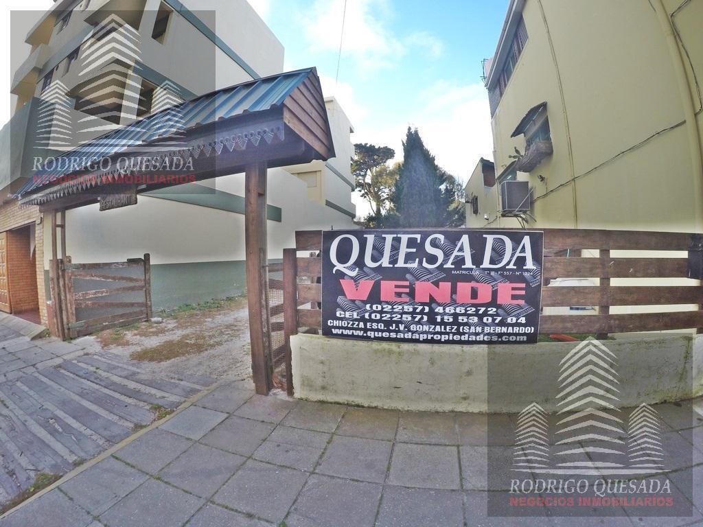 2 Deptos, Resto y Lote, Oportunidad de Inversión 4