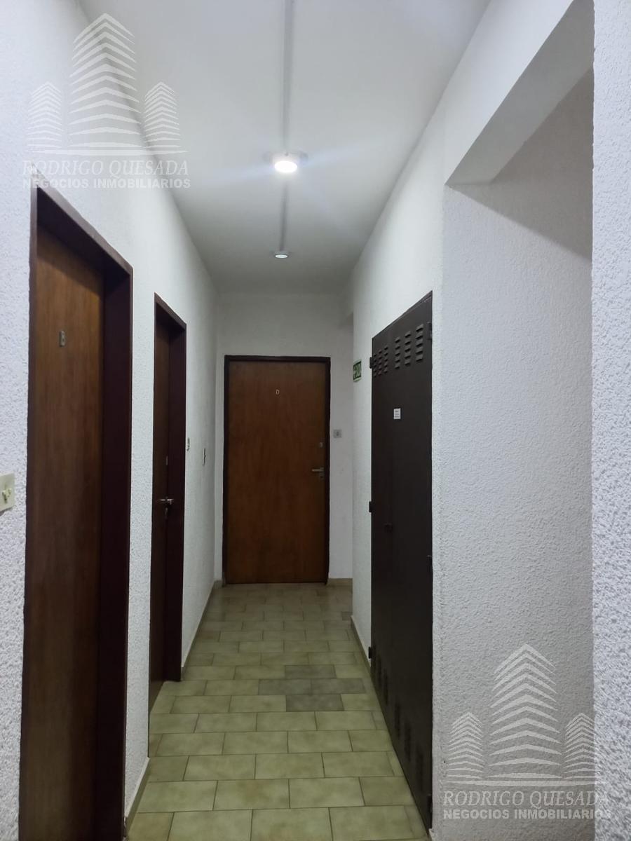 Excelente Departamento 2 Amb Centrico! 3