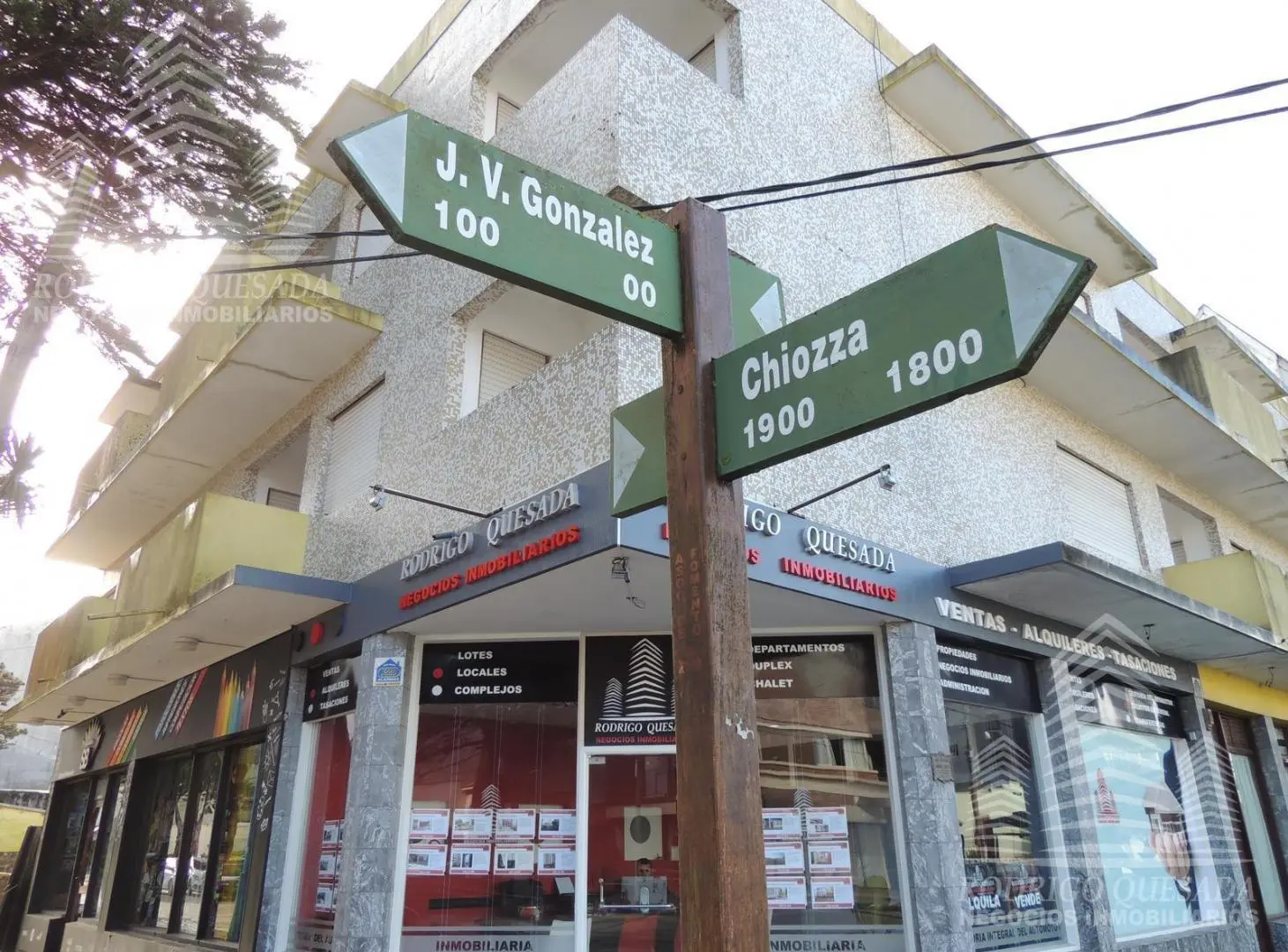 Amplio lote en Mar Del Tuyu Calle 11 E/79 y 80. 4