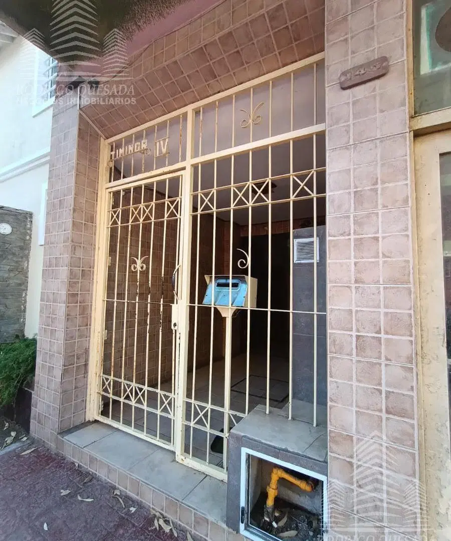 Departamento en calle Machado 145, excelente zona. ¡Con gas natural! 5