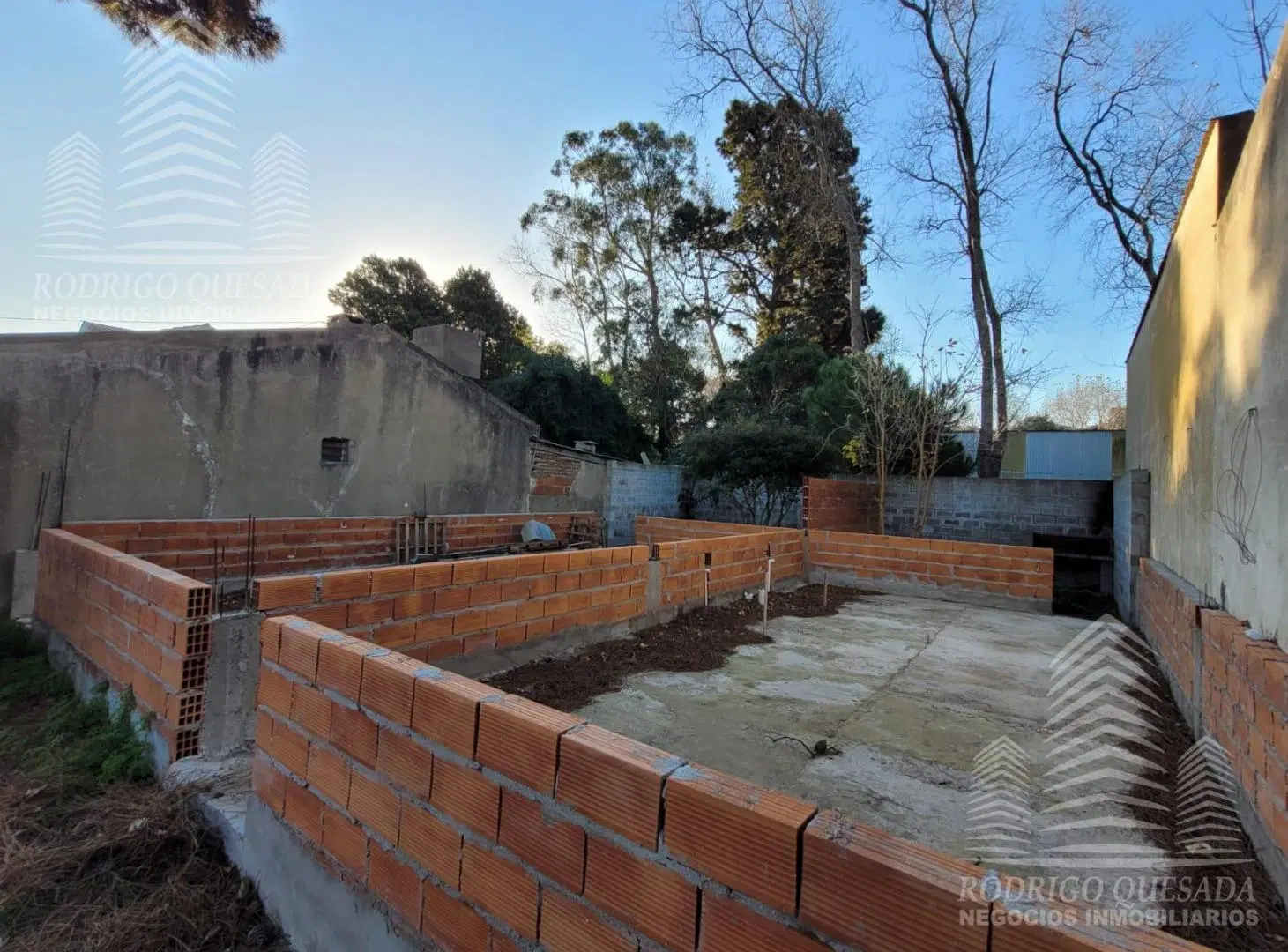 LOTE de 10  x 20  CON PLANOS APROBADOS PARA 2 DUPLEX| |EXCELENTE INVERSION| 4