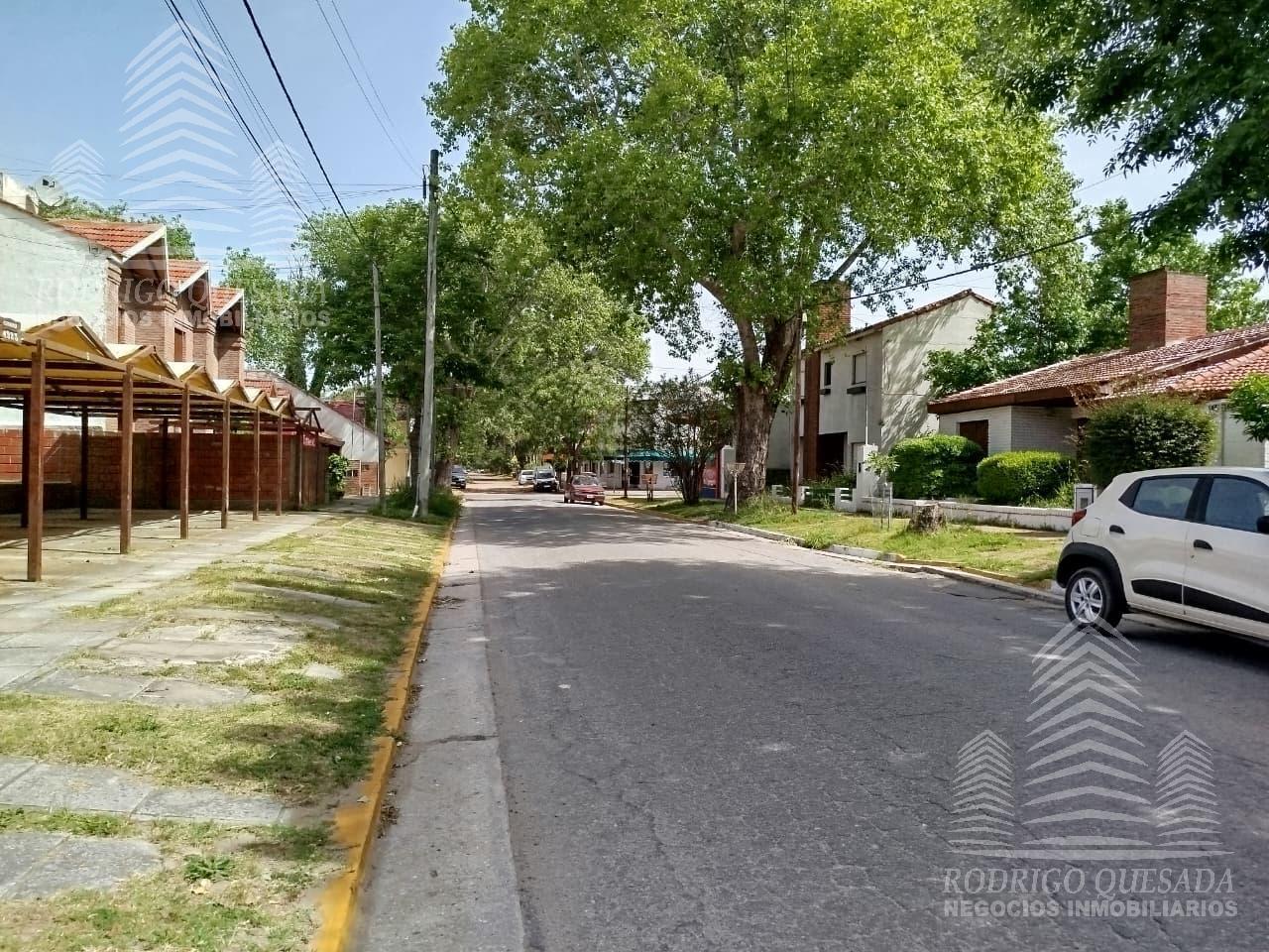 Duplex c/cochera La Lucila Del Mar