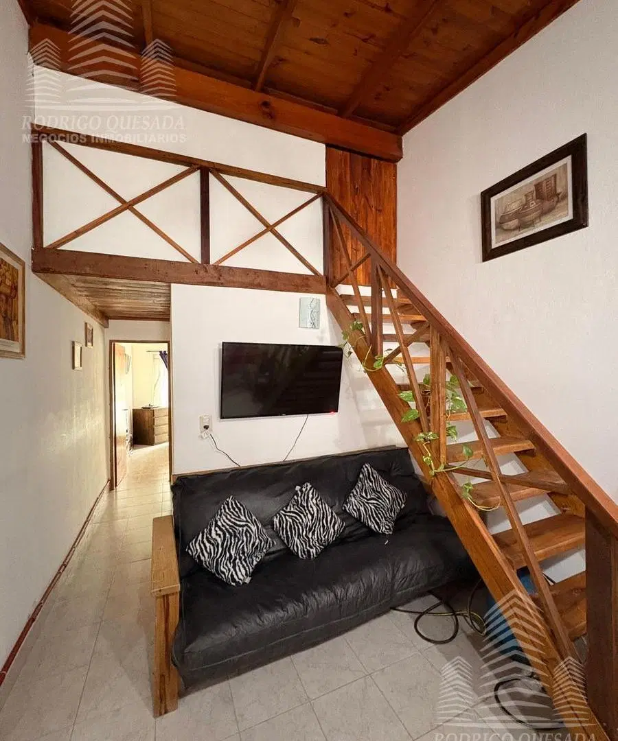 Departamento 2 amb y 1/2 en zona residencial!!! con todos los  seRvicios- acepta  permuta - RETASADO 3