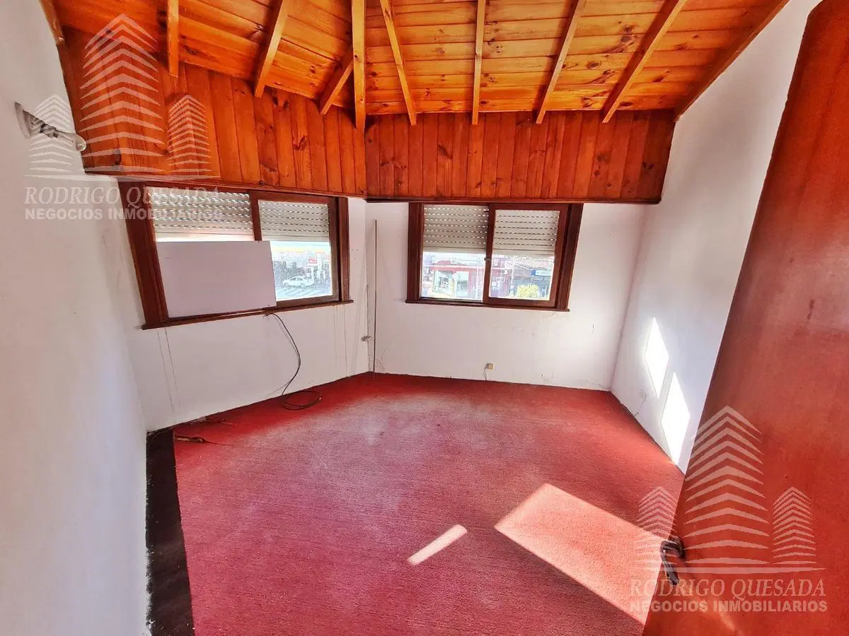 Practico departamento de 2 amb. en un 2° piso- Mar de Ajo! 2