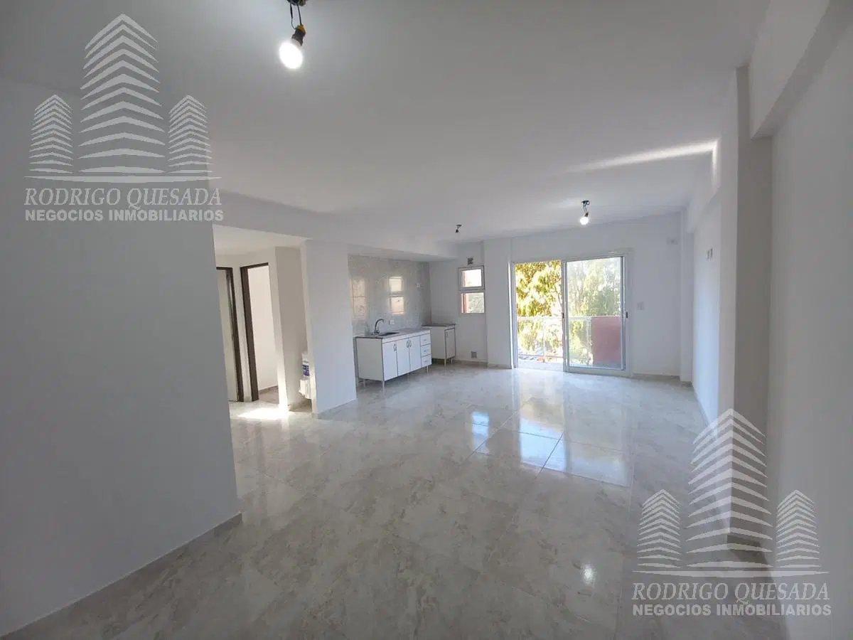 Excelente departamento 2 amb, al frente!!! consulte Financiación!!! 2