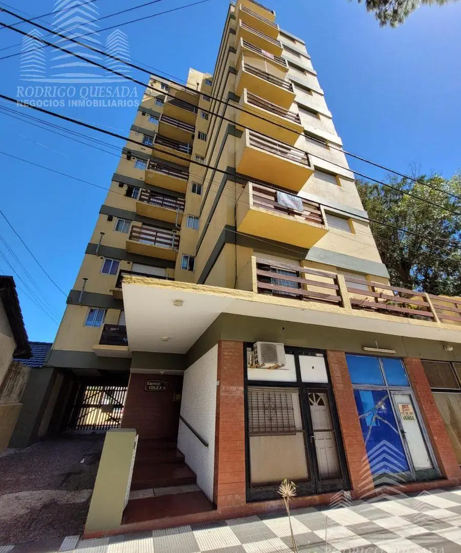 Departamento 2 ambientes c/ cochera-San Juan  1640 2
