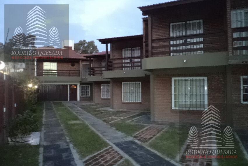 Hermoso Complejo de 8 duplex en San Bernardo