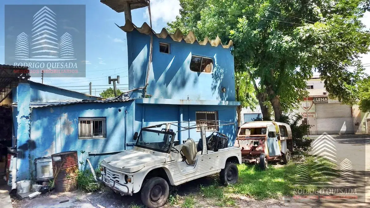 ESTRATEGICA ESQUINA EN SANTA TERESITA - AV 32 3