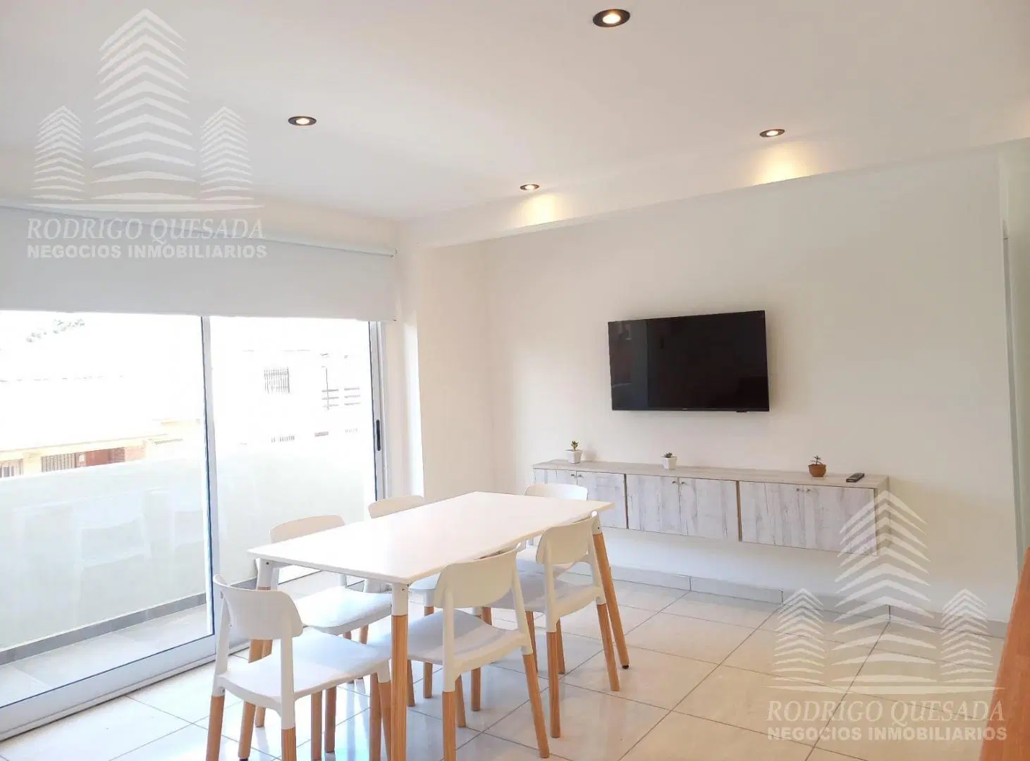 Excelente departamento 3 ambientes lateral, Sarmiento y Newbery!! 5
