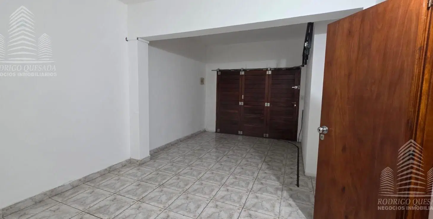 |CASA EN HERMOSA ZONA DE SAN BERNARDO|TERRAZA Y COCHERA CUB| RETASADA 5