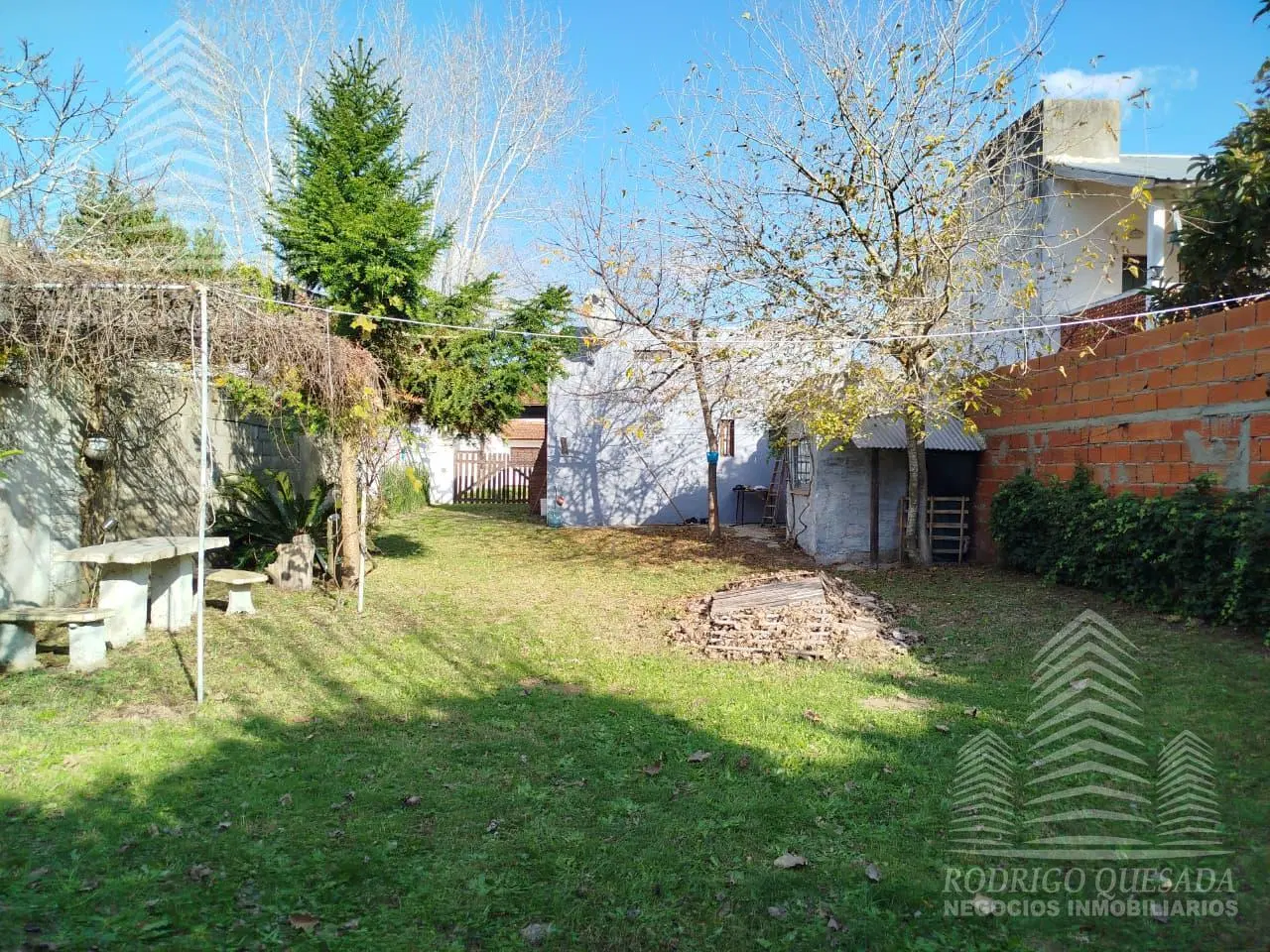 Casa en lote propio de 10x30/ zona residentes permanente. 8