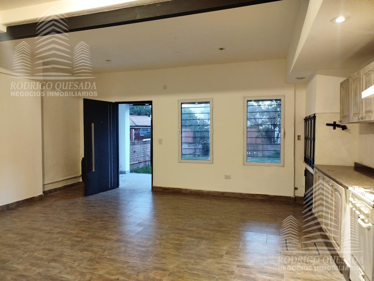 Foto de Casa en PH totalmente refaccionada a nuevo con estilo moderno en Costa, imagen 3