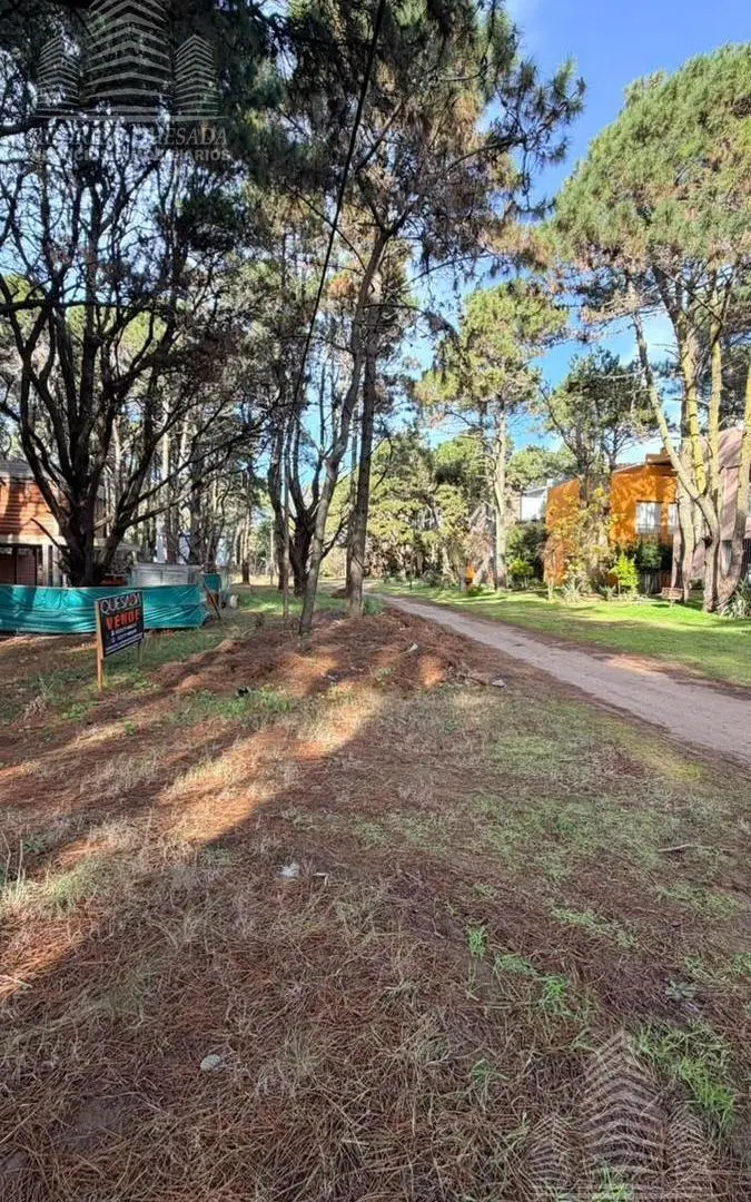 Lote en Costa del este ubicación ideal  Zona mas  buscada 7