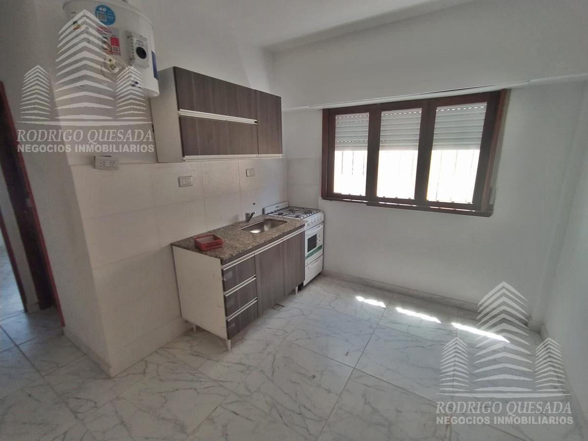 Foto de DEPARTAMENTO DE 2 AMB. A 400 MTS DEL MAR!! IDEAL INVERSOR!!, imagen 4