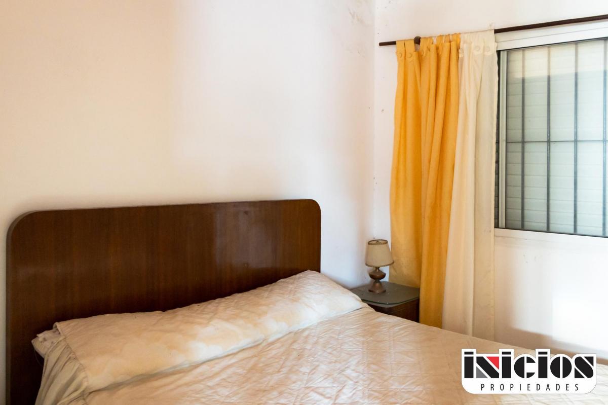Casa y Departamento: Sacconi Nº 695 - Mar de Ajó - C334 3