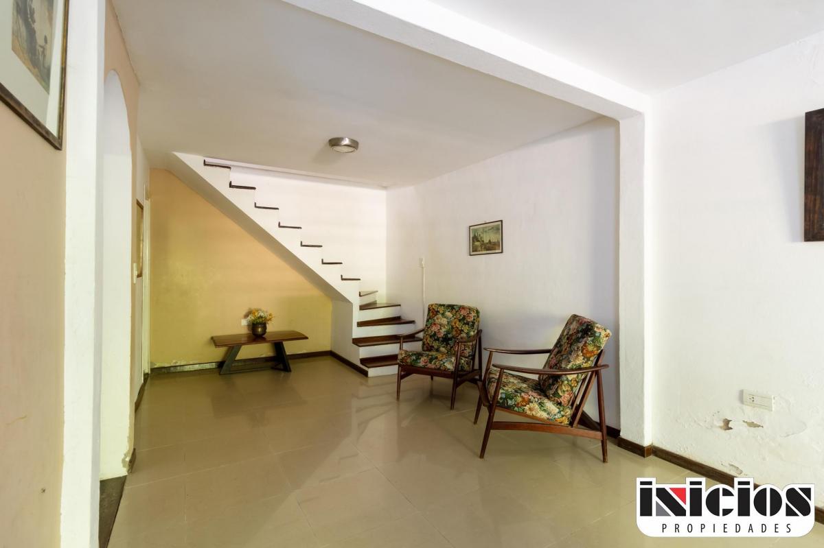 Casa Sola en Lote: Av El Cano Nº 3080 - San Bernardo - C702 4