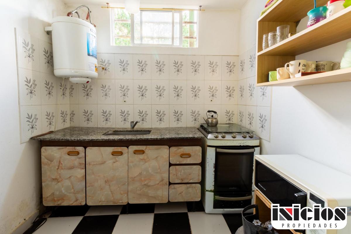 Casa Sola en Lote: Av El Cano Nº 3080 - San Bernardo - C702 3