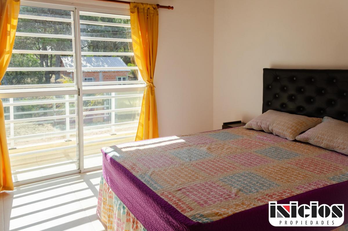 2 Dúplex y Una Casa: Libres del Sur E/ Hallbach y Newton - Nueva Atlantis - C603 5