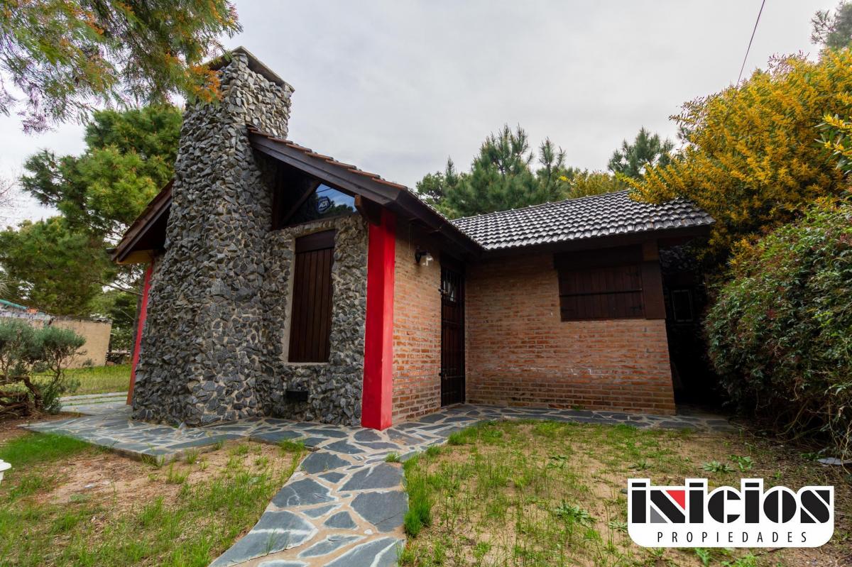 Chalet en Lote: Carreras Nº 2677 - Nueva Atlantis - C390