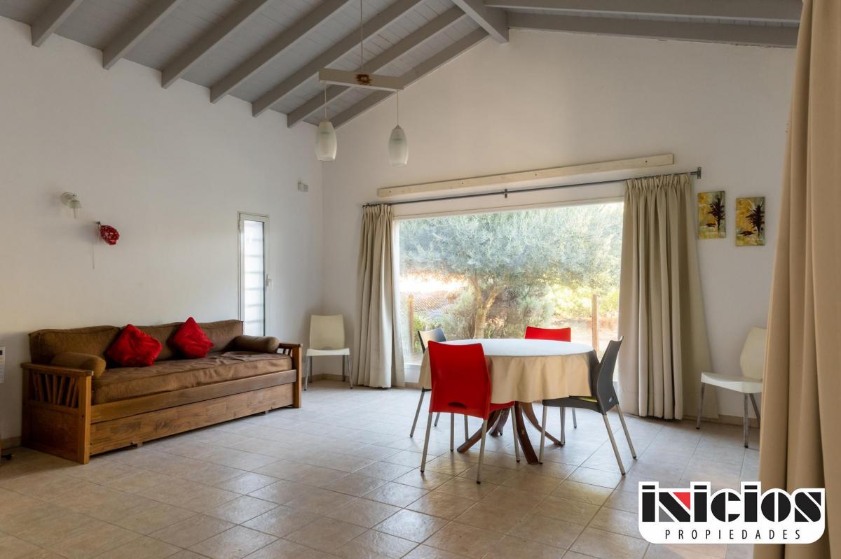 Chalet en Lote: Quinteros Nº 2668 - Nueva Atlantis - C418