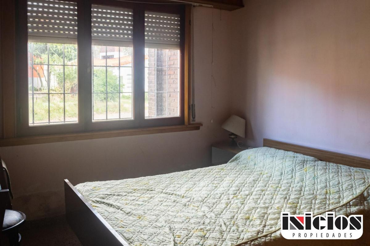 Casa: Almirante Brown Esq. Diagonal Favaloro - El Silvio - C500 1