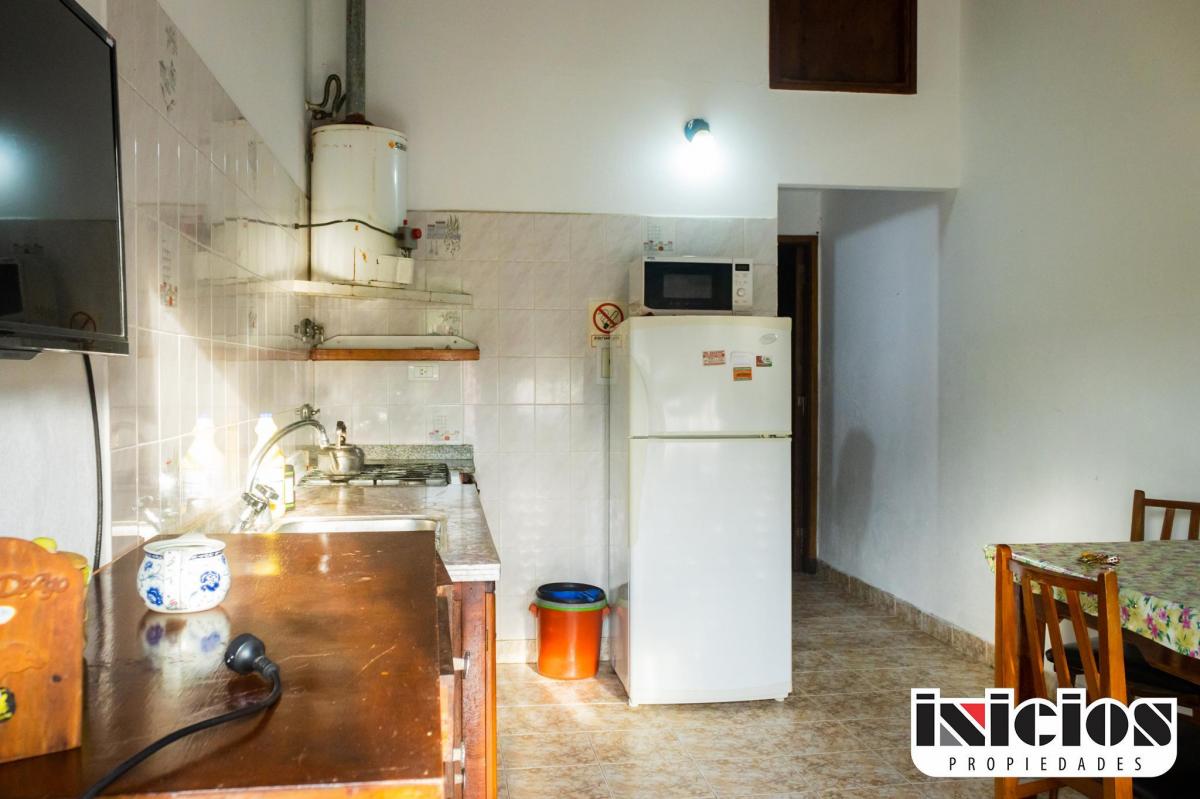 Un Chalet y Departamento en Block: Rico Nº 929 - El Silvio - C606 5