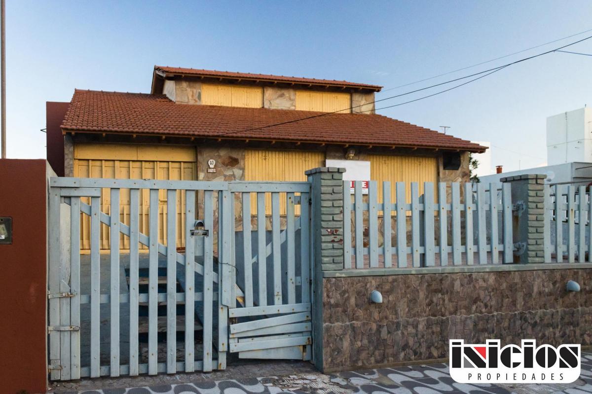 Chalet en Lote: Almirante Brown Nº 40 - El Silvio - C804 5