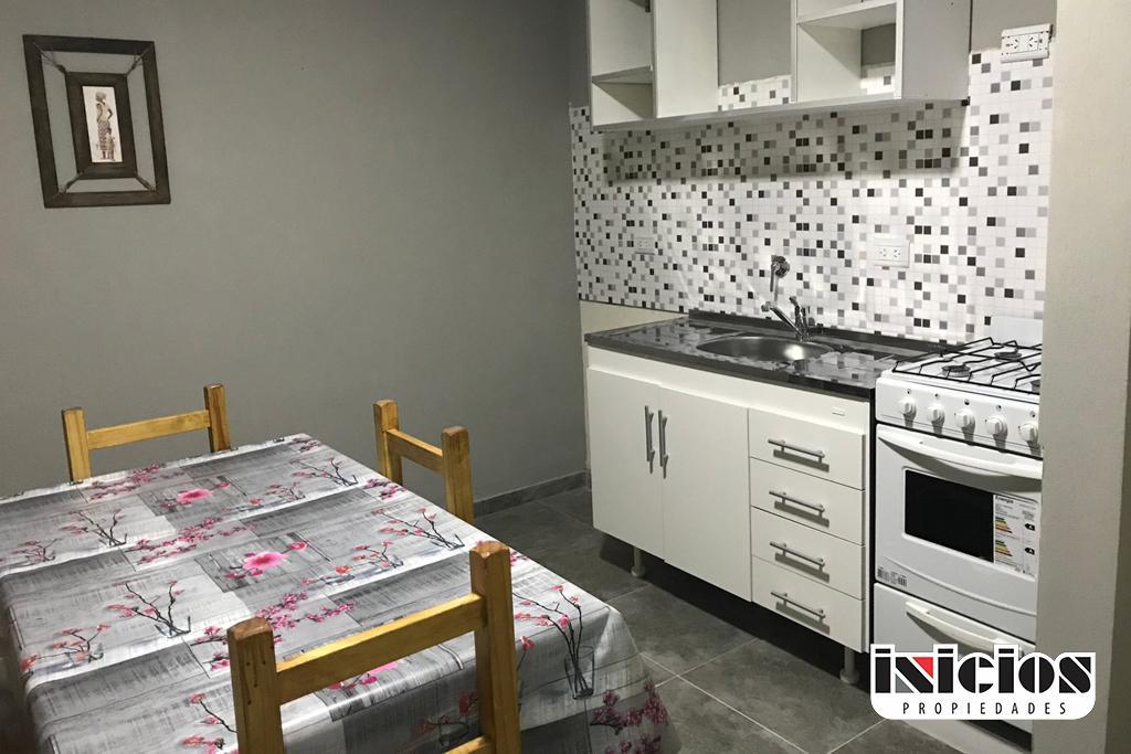 Hotel Fariña: Francisco de Las Carreras N° 56 - Mar de Ajó - H601 1