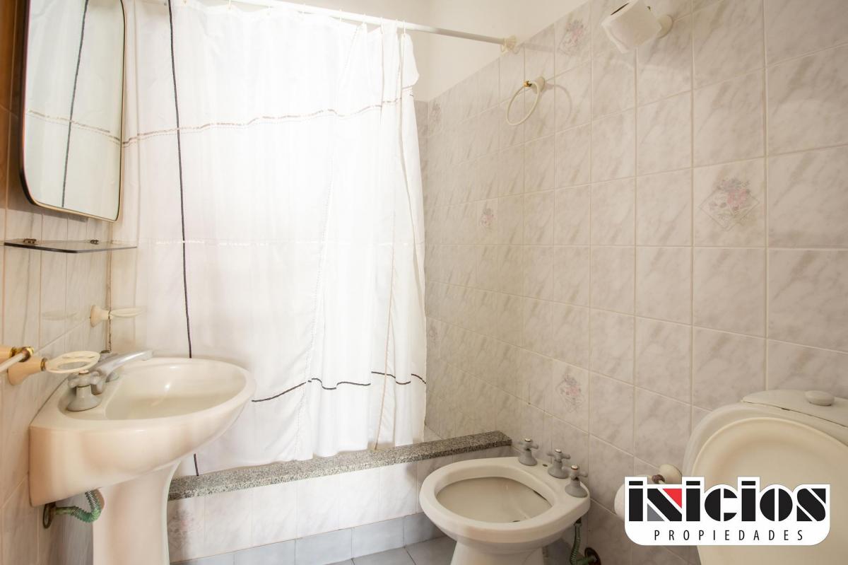 Hotel La Maisón: San Juan N° 5140 - La Lucila 3