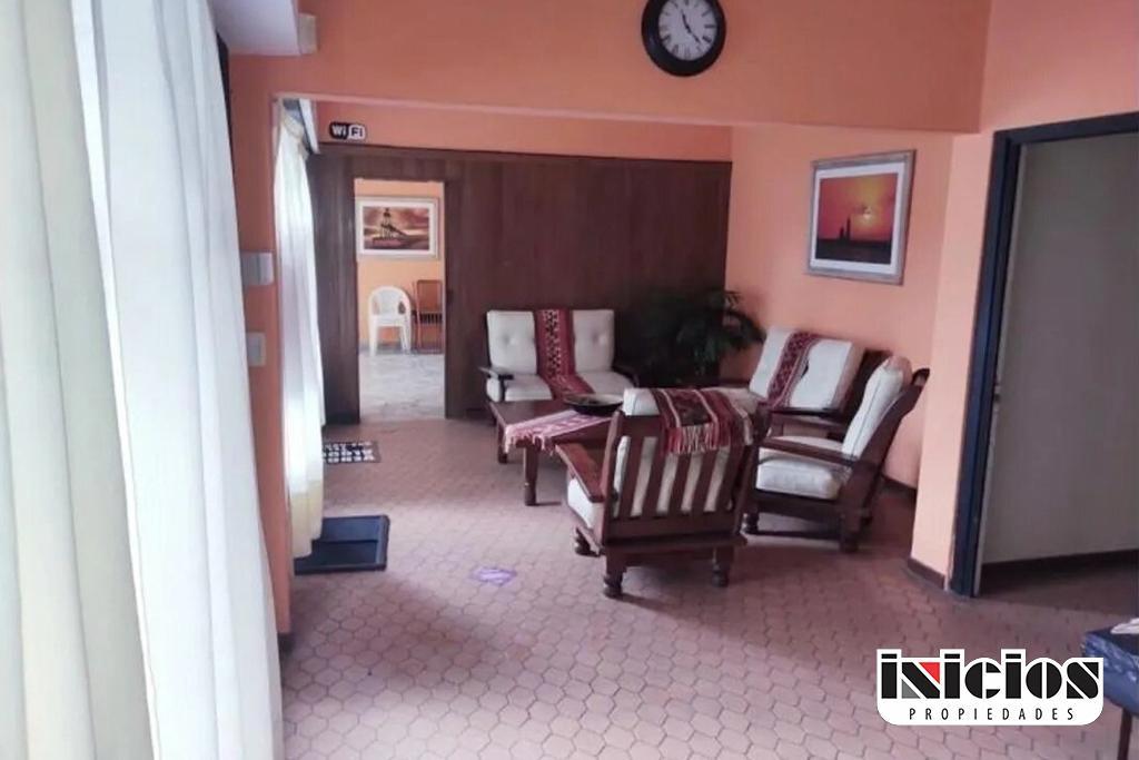 Hotel El Faro: Calle 8 N° 3900 - Necochea - H600 5