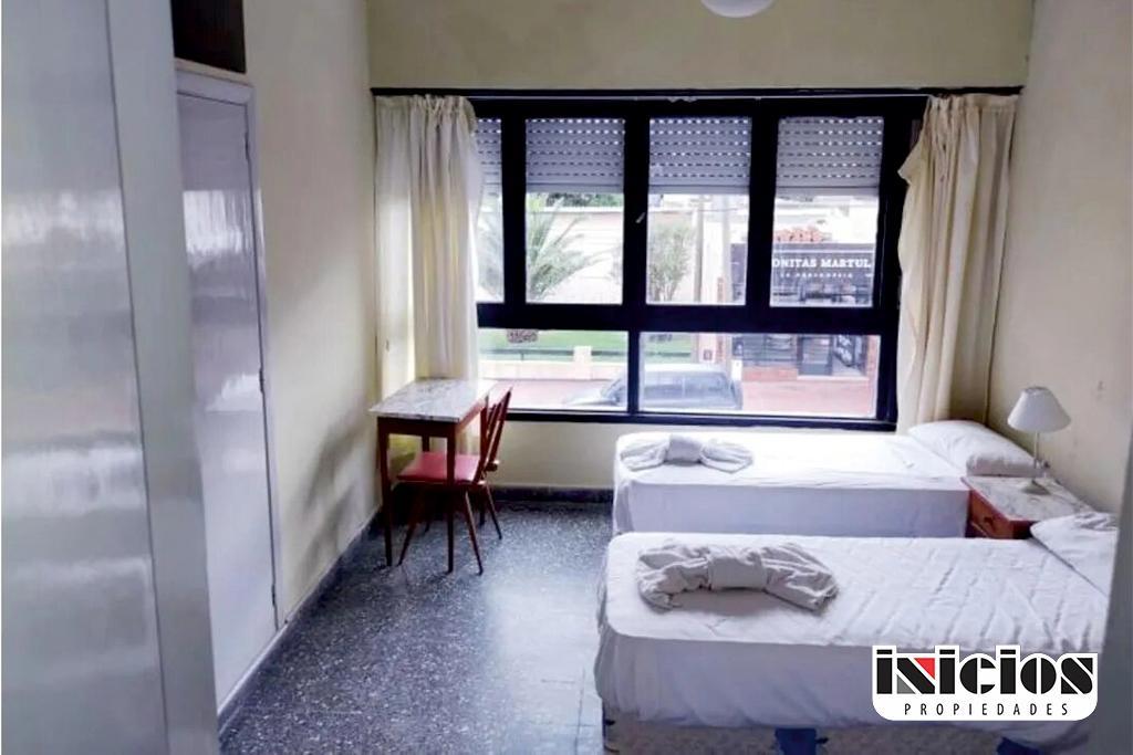 Hotel El Faro: Calle 8 N° 3900 - Necochea - H600 3